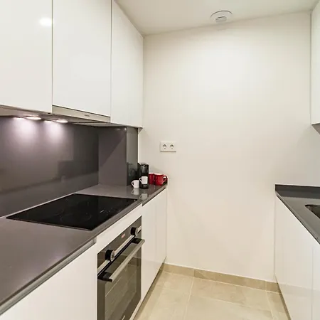 Le2c-modern Near The Town Centre Apartment Estepona