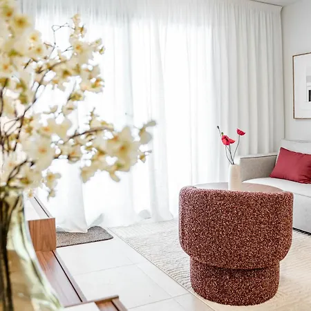 Le2c-modern Near The Town Centre Apartment Estepona